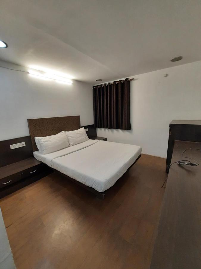 Hotel Grand Suites Indore Exterior photo