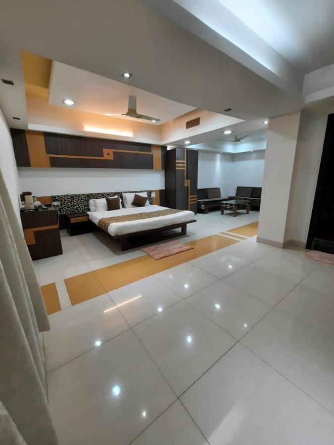 Hotel Grand Suites Indore Exterior photo