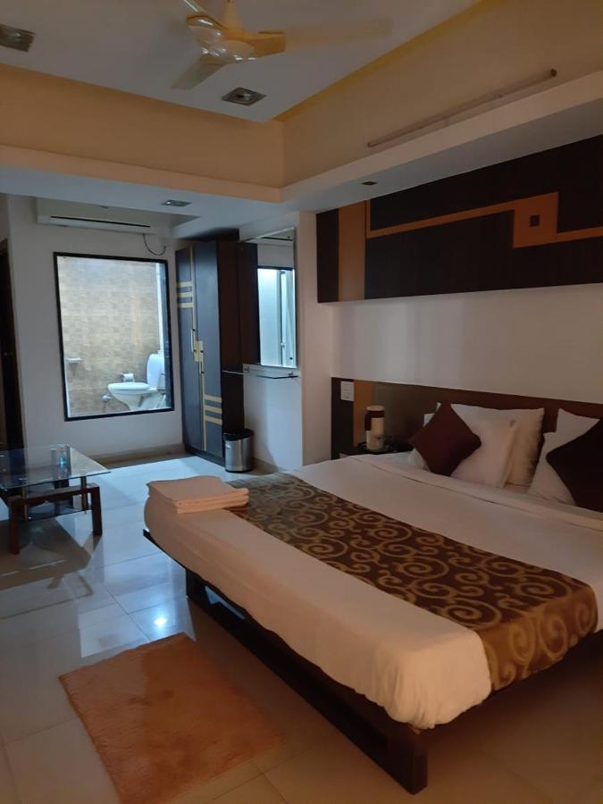 Hotel Grand Suites Indore Exterior photo